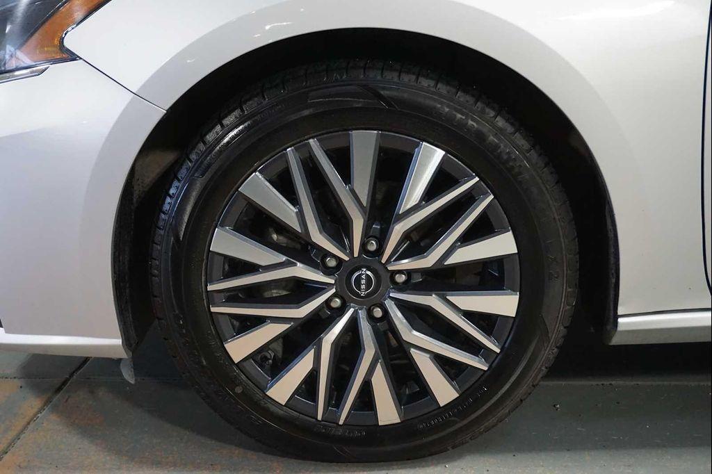 used 2023 Nissan Altima car, priced at $15,989