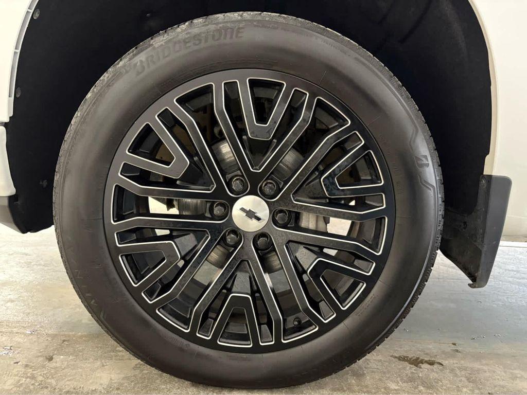 used 2021 Chevrolet Silverado 1500 car, priced at $39,989