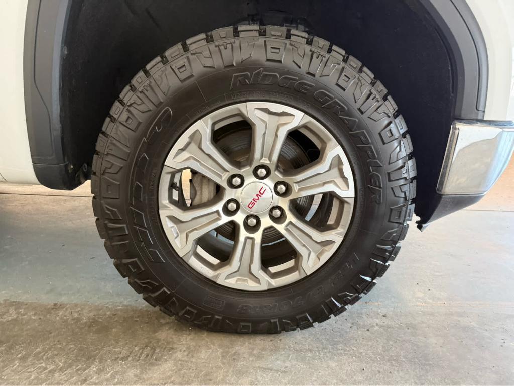 used 2022 GMC Sierra 1500 Limited car, priced at $35,989