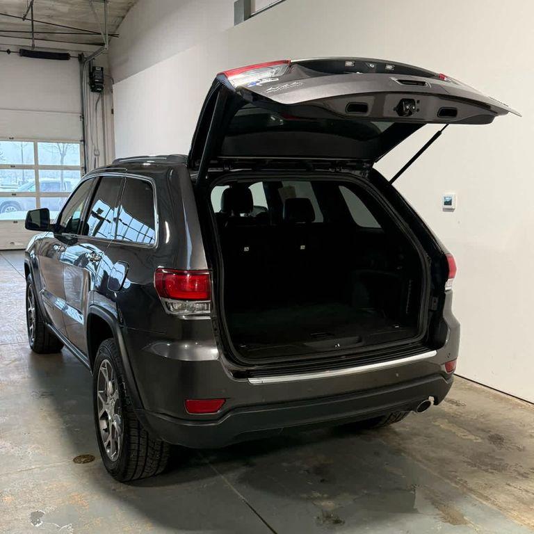 used 2020 Jeep Grand Cherokee car, priced at $21,989