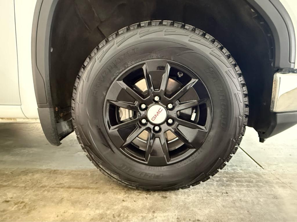 used 2023 GMC Sierra 1500 car, priced at $38,989
