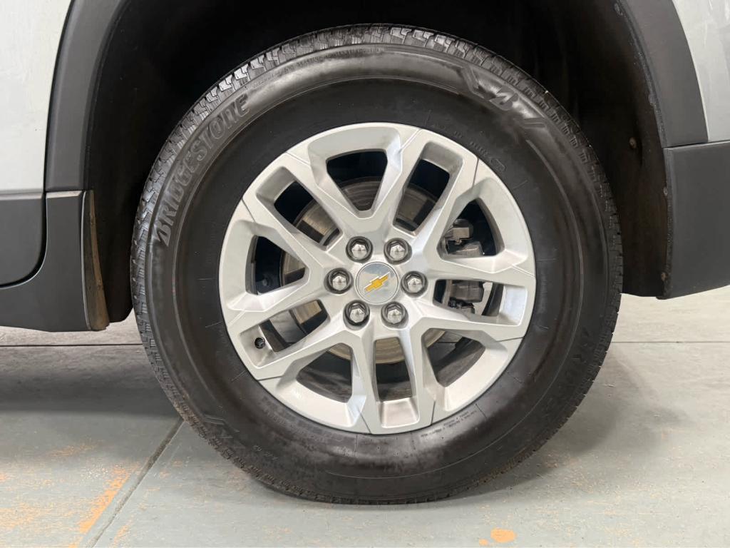 used 2023 Chevrolet Traverse car, priced at $31,950