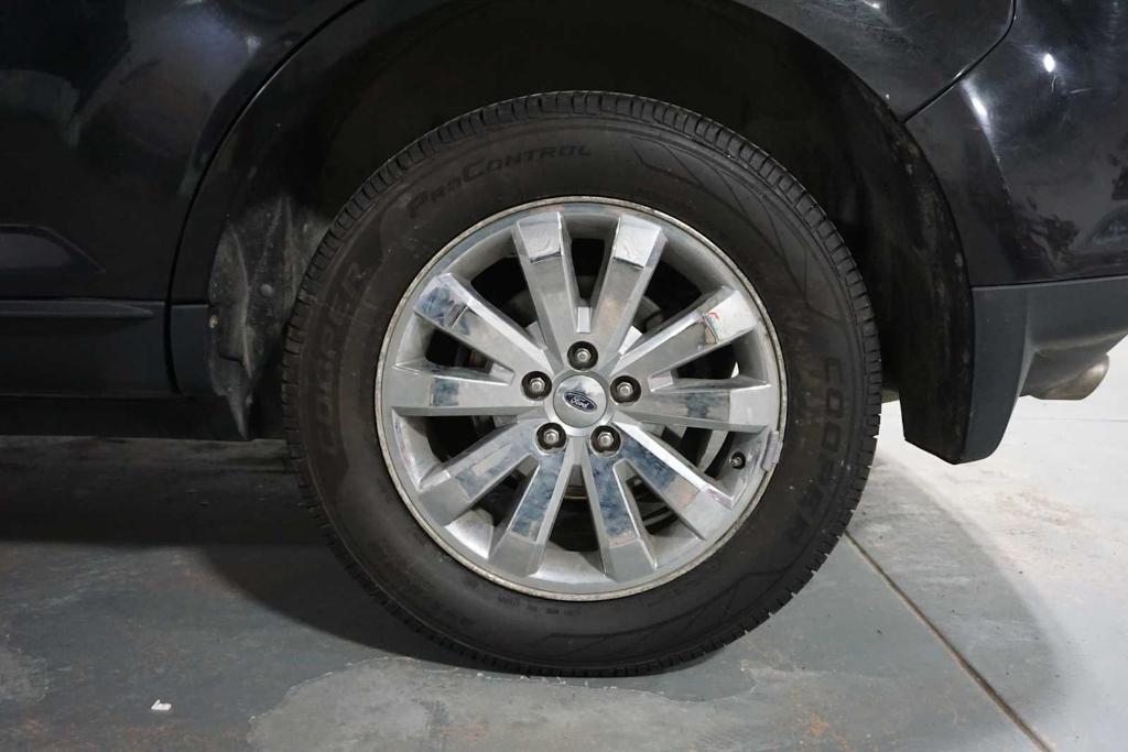 used 2010 Ford Edge car, priced at $8,999