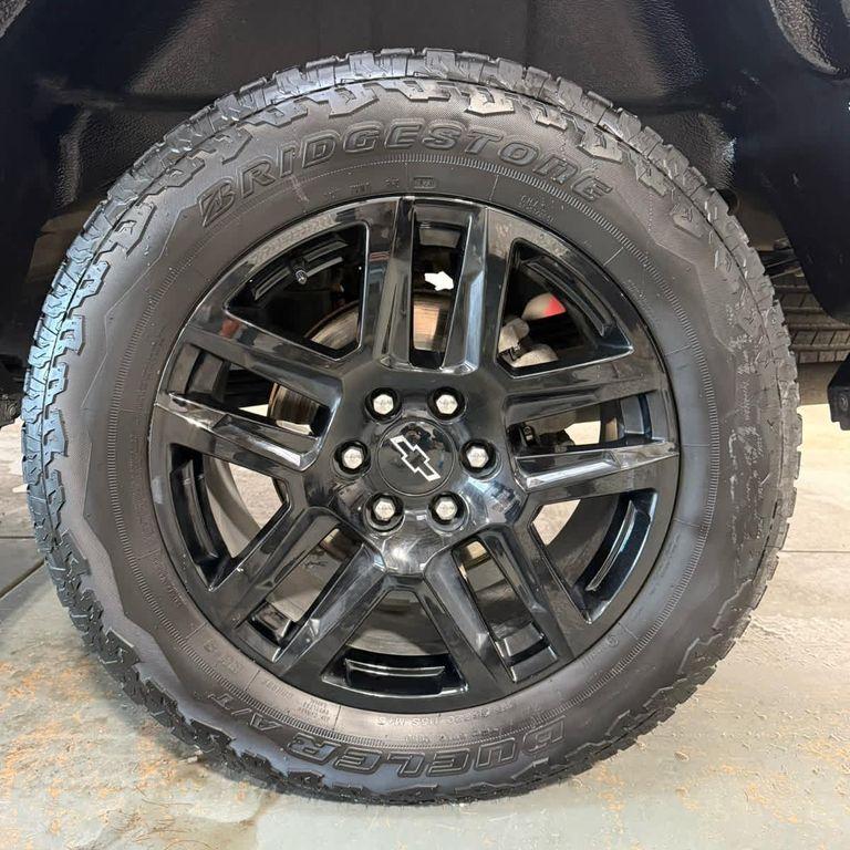 used 2024 Chevrolet Silverado 1500 car, priced at $49,989