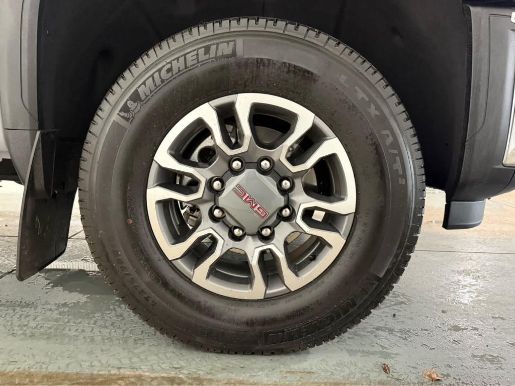 used 2024 GMC Sierra 2500 car, priced at $69,999