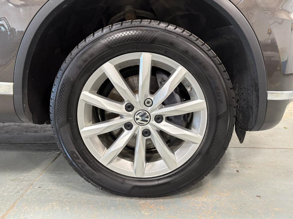 used 2017 Volkswagen Touareg car, priced at $15,989
