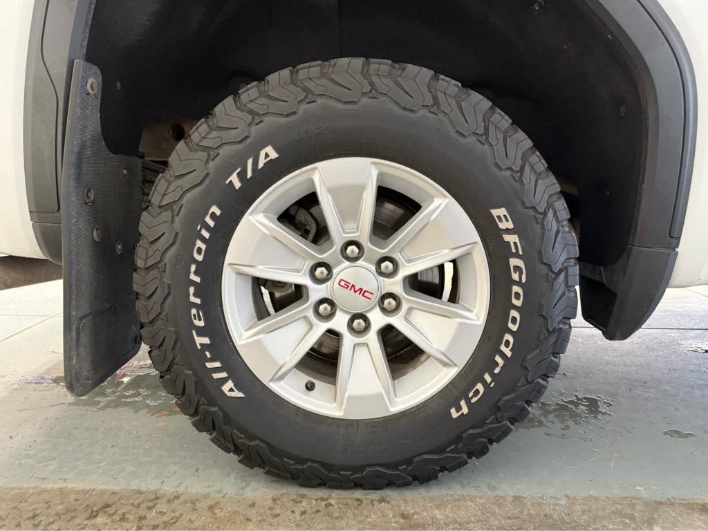 used 2022 GMC Sierra 1500 Limited car, priced at $33,989