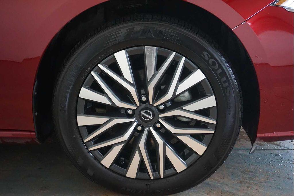 used 2024 Nissan Altima car, priced at $17,989