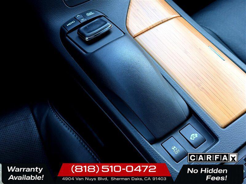 Lexus RX view 19