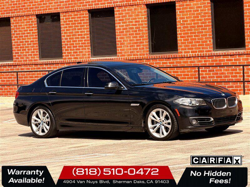 BMW 5 Series view 9
