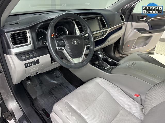 used 2016 Toyota Highlander car, priced at $24,980