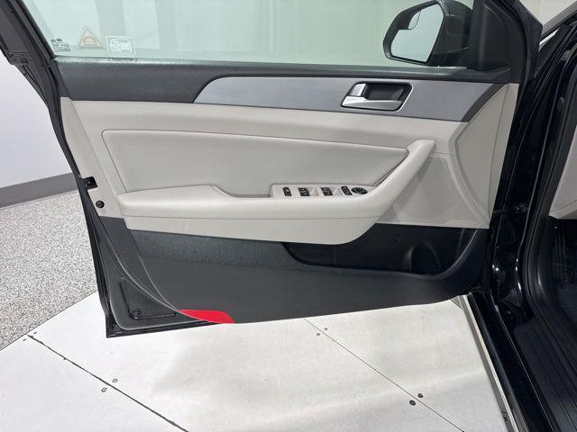 used 2016 Hyundai Sonata Hybrid car, priced at $11,923