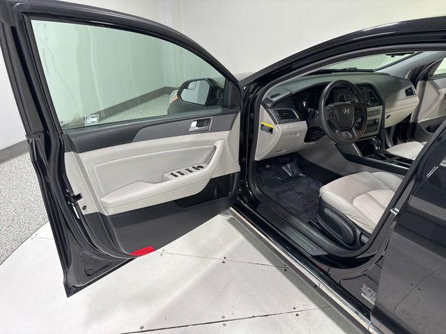 used 2016 Hyundai Sonata Hybrid car, priced at $11,923