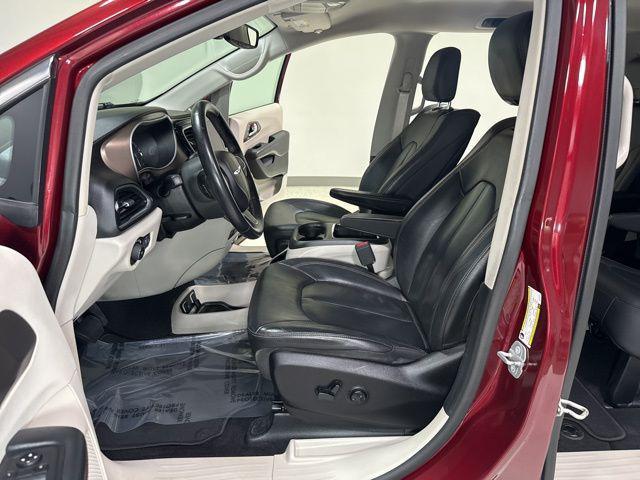 used 2018 Chrysler Pacifica car, priced at $18,466
