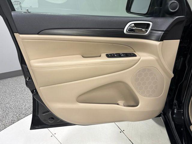 used 2019 Jeep Grand Cherokee car, priced at $17,950