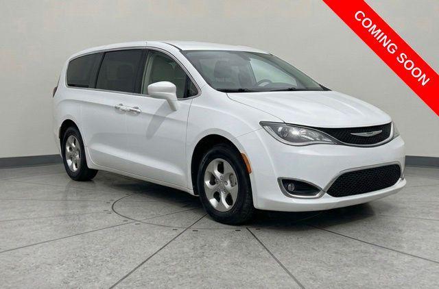used 2018 Chrysler Pacifica Hybrid car, priced at $22,737