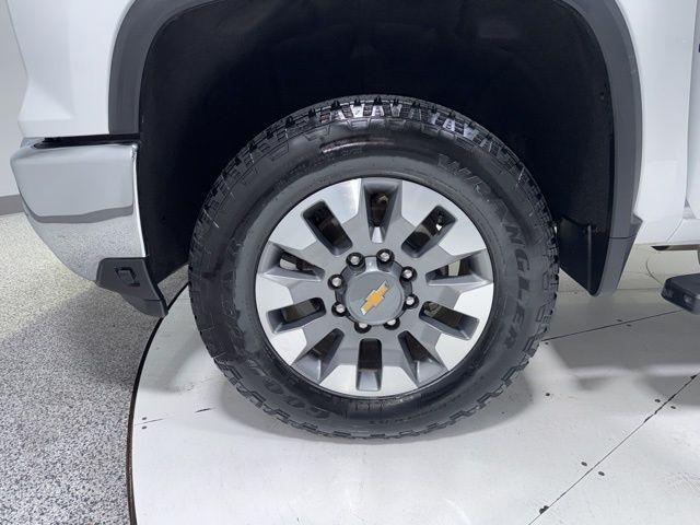 used 2024 Chevrolet Silverado 2500 car, priced at $57,992