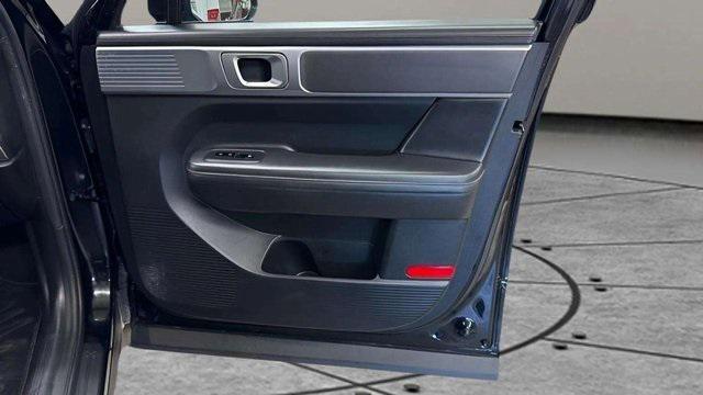 used 2025 Hyundai Santa Fe car, priced at $29,348