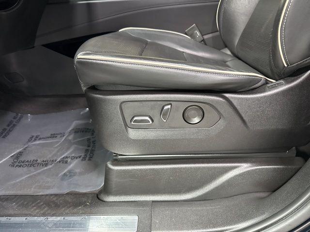 used 2023 Cadillac Escalade ESV car, priced at $61,299