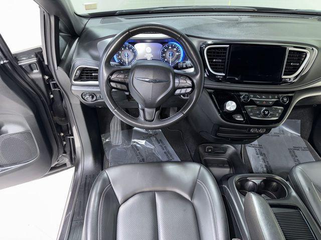 used 2023 Chrysler Pacifica car, priced at $33,749