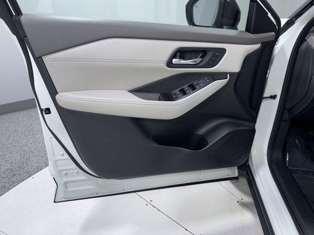 used 2025 Nissan Rogue car, priced at $30,833