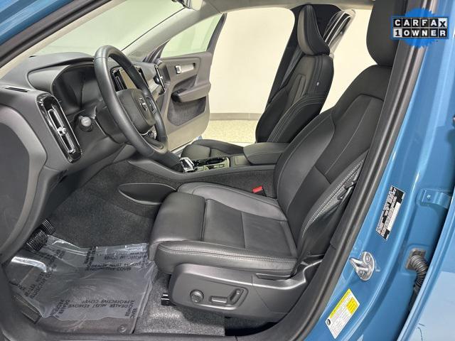 used 2025 Volvo XC40 car, priced at $32,718
