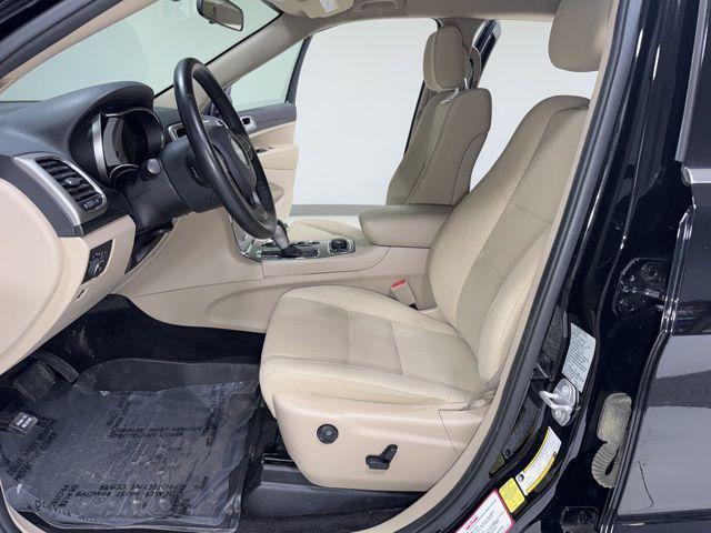 used 2019 Jeep Grand Cherokee car, priced at $17,408