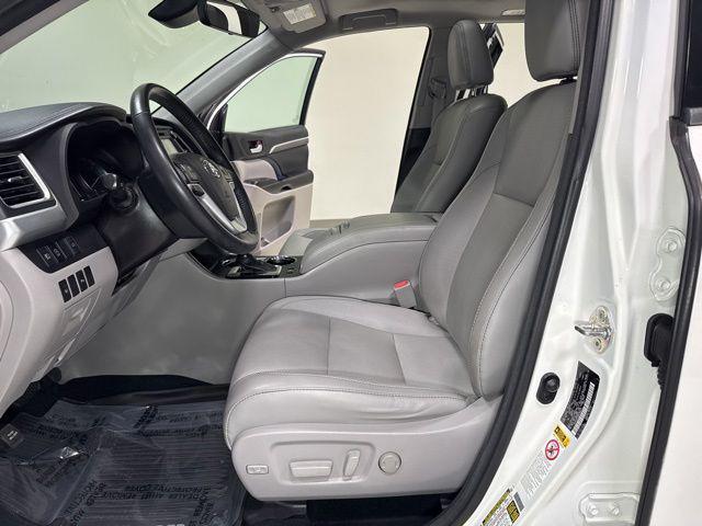 used 2017 Toyota Highlander car, priced at $23,985