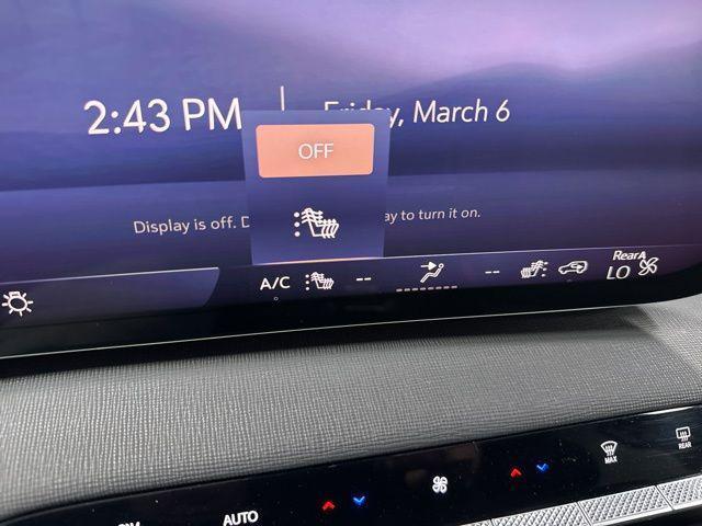 used 2025 Buick Enclave car, priced at $35,548