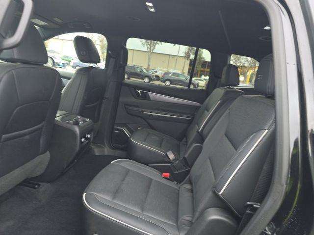 used 2025 Buick Enclave car, priced at $37,850