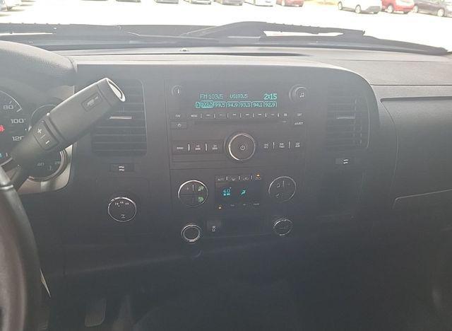 used 2014 GMC Sierra 2500 car, priced at $28,500