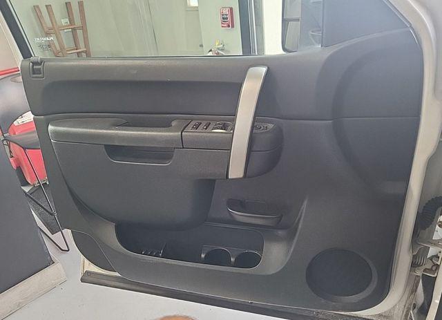 used 2014 GMC Sierra 2500 car, priced at $28,500