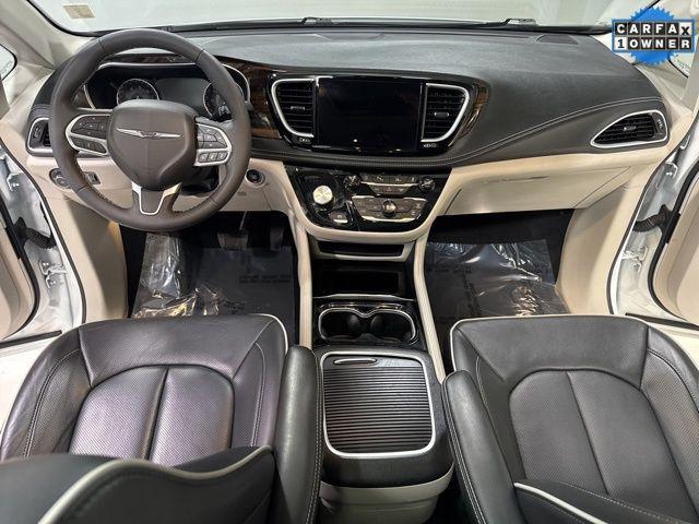 used 2024 Chrysler Pacifica car, priced at $34,338