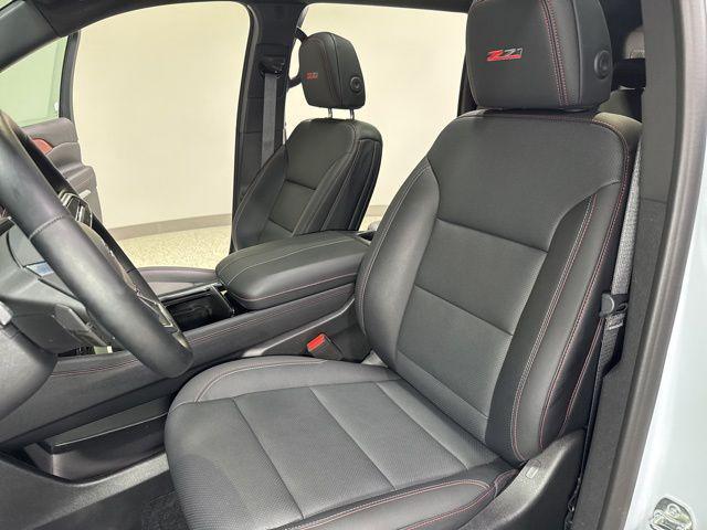 used 2026 Chevrolet Traverse car, priced at $47,949
