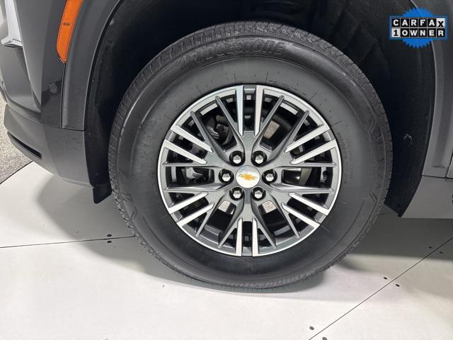 used 2024 Chevrolet Traverse car, priced at $36,483