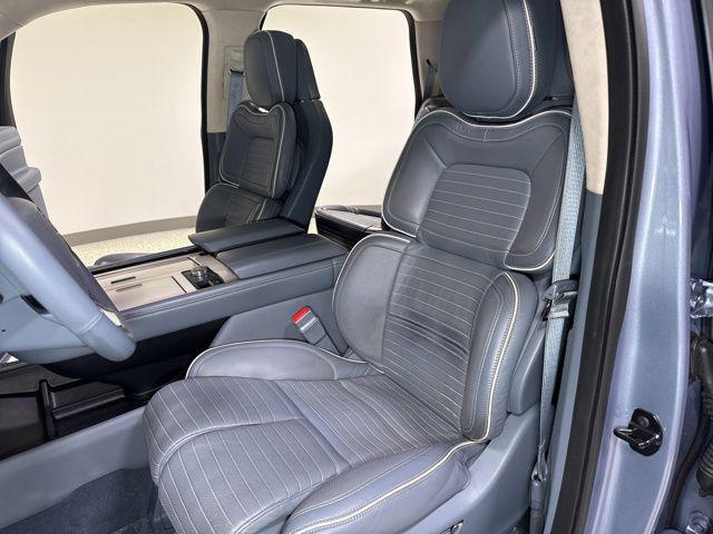 used 2019 Lincoln Navigator car, priced at $45,950