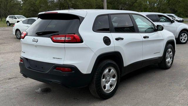 used 2017 Jeep Cherokee car, priced at $15,252