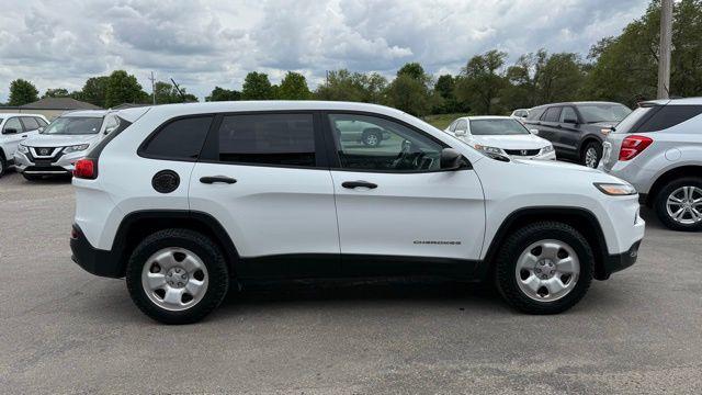 used 2017 Jeep Cherokee car, priced at $15,252