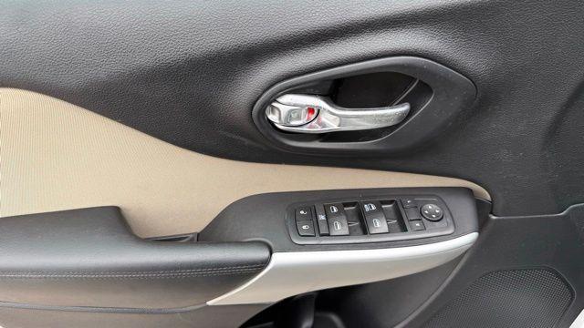 used 2017 Jeep Cherokee car, priced at $15,252