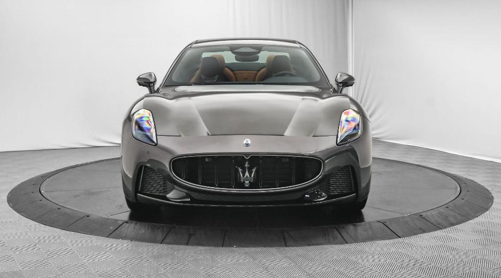 new 2026 Maserati GranTurismo car, priced at $158,015