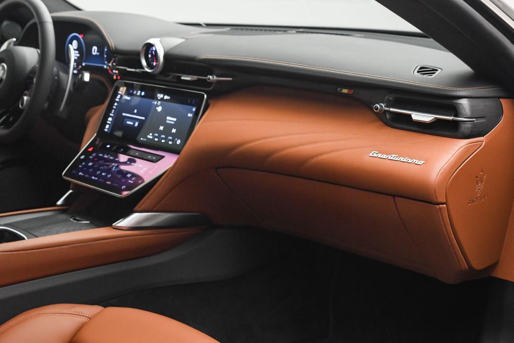 new 2026 Maserati GranTurismo car, priced at $158,015