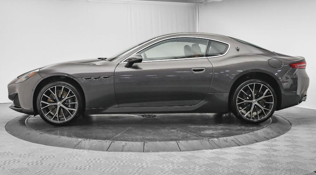 new 2026 Maserati GranTurismo car, priced at $158,015