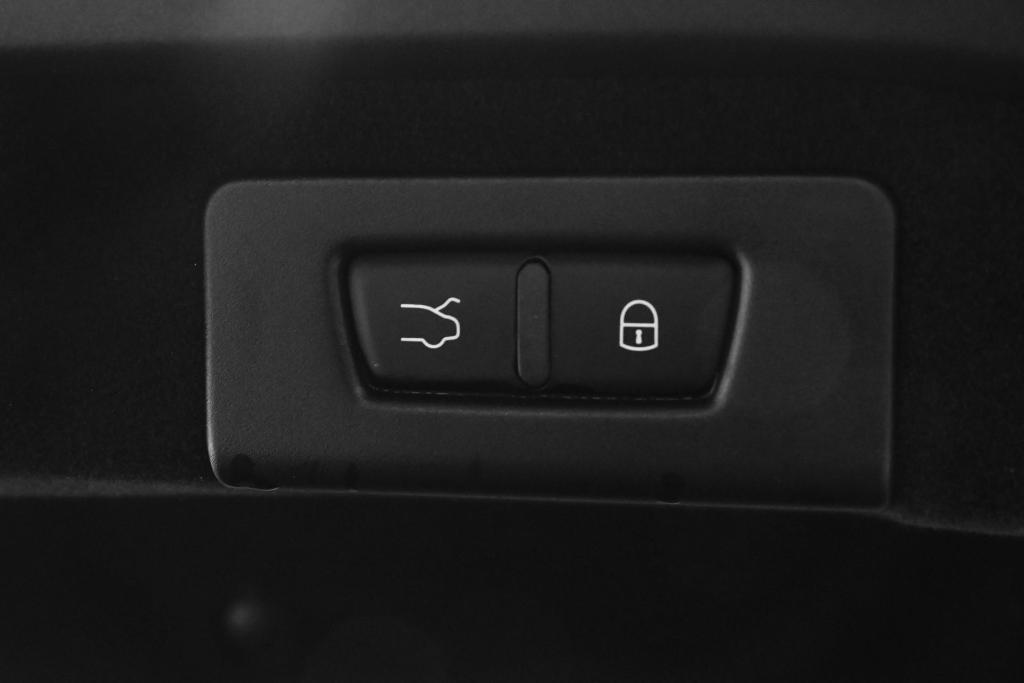 new 2024 Maserati Ghibli car, priced at $72,999