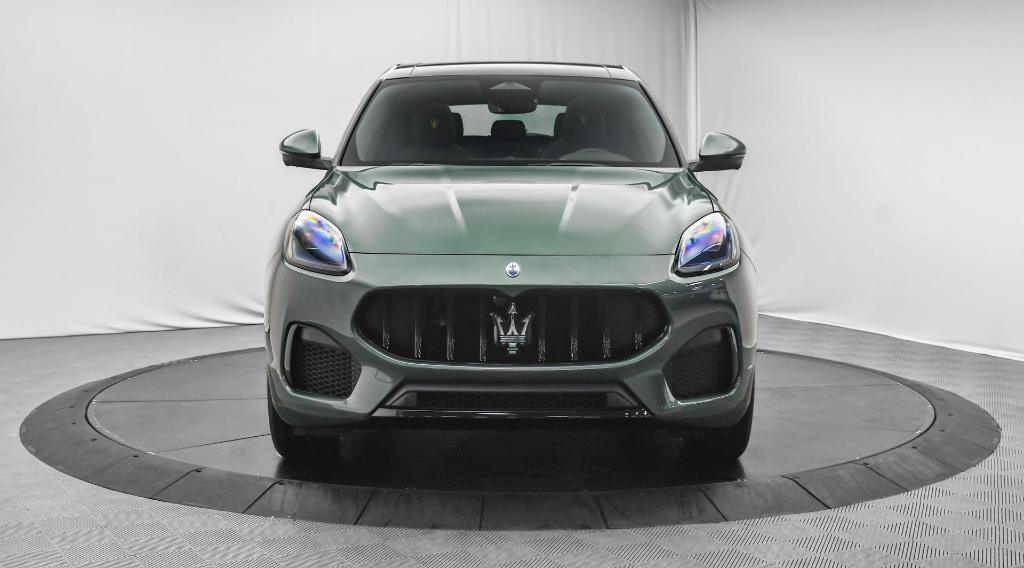 new 2025 Maserati Grecale car, priced at $102,395