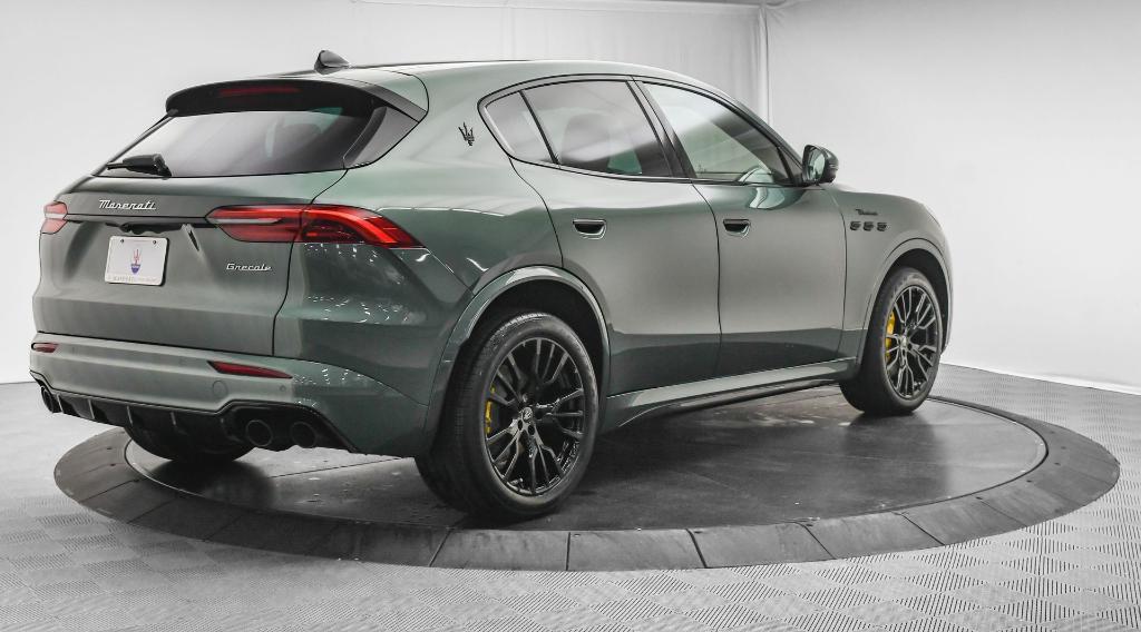 new 2025 Maserati Grecale car, priced at $102,395