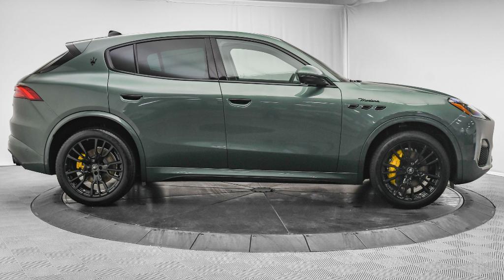 new 2025 Maserati Grecale car, priced at $102,395