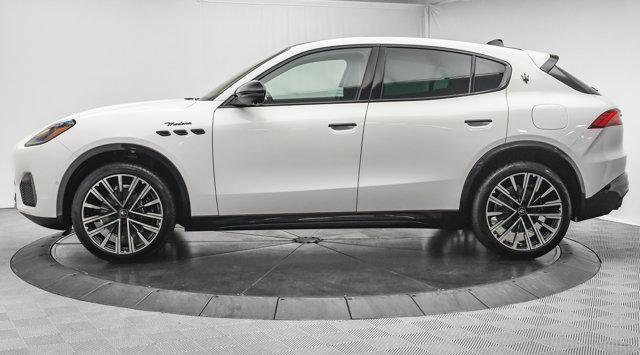 new 2025 Maserati Grecale car, priced at $92,215
