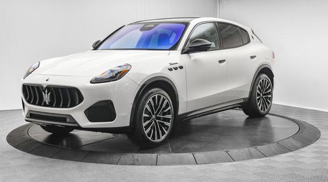 new 2025 Maserati Grecale car, priced at $92,215