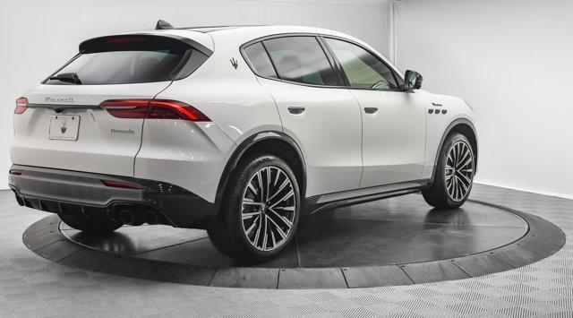 new 2025 Maserati Grecale car, priced at $92,215