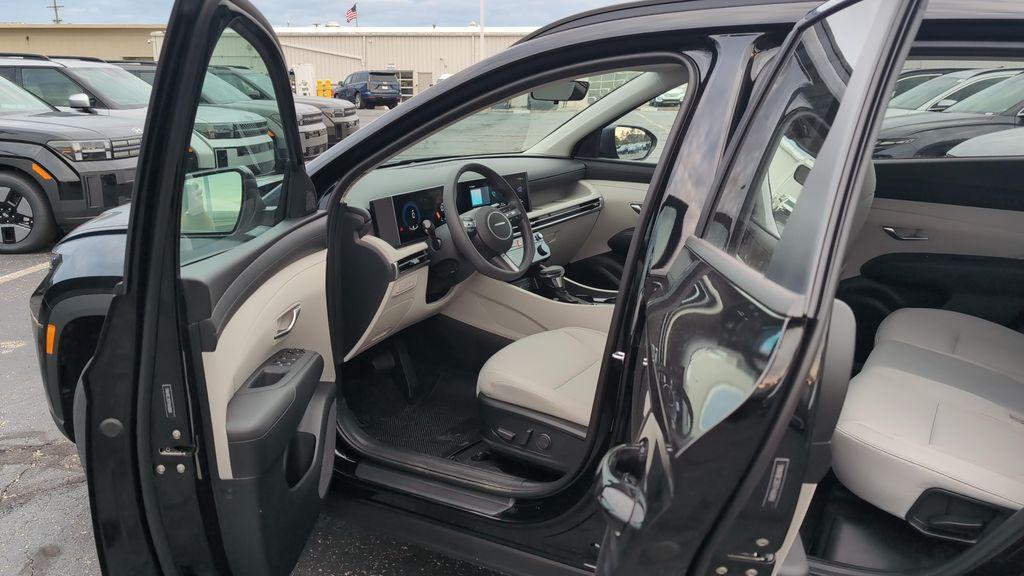 new 2026 Hyundai Tucson car, priced at $33,475